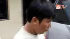 Sindikat pembobol dana nasabah bank lewat ATM di Medan, Sumut, diringkus. Polisi menyita kartu ATM milik korban, lem, sebilah kawat dan obeng serta bahan pengganjal lubang ATM. 