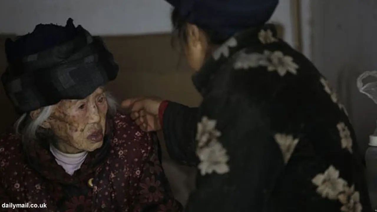 ibu-gugat-anak-131015b.jpg
