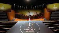 Suasana sebelum acara pengundian Liga Europa 2016-17. (UEFA). 