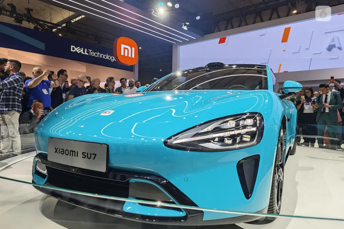 Xiaomi pamer mobil listrik Xiaomi SU7 di MWC 2024. Liputan6.com/Iskandar