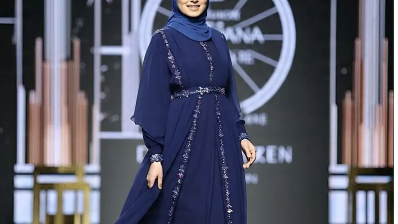 Ilustrasi Model Model Gamis Payet Simple Tapi Mewah(Sumber Gambar: Meta AI)