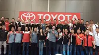 Toyota Owner Club (TOC) mengundang perwakilan komunitas pengguna mobil Toyota di seluruh Indonesia untuk menghadiri pembukaan GIIAS 2015.