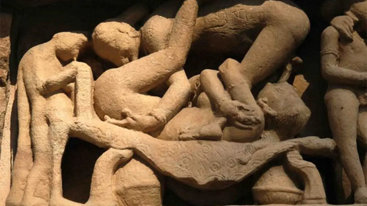 Relief di Candi Khajuraho, India