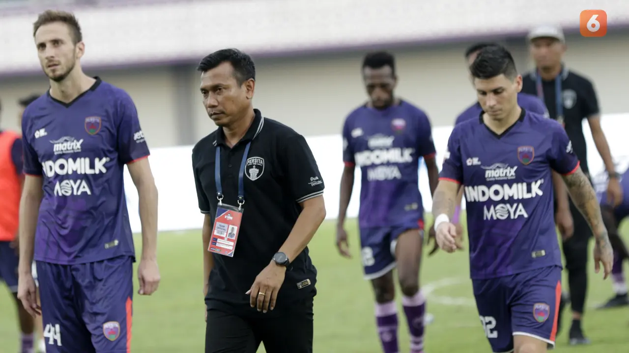 Shopee Liga 1 : Persita Tangerang Vs PSM Makassar
