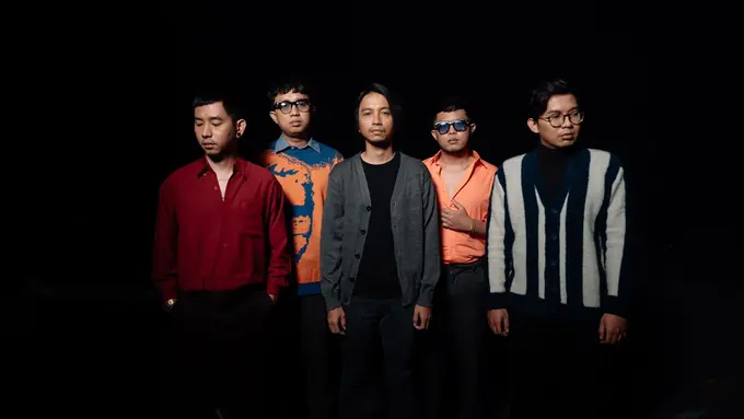 [Fimela] for Revenge x Fiersa Besari