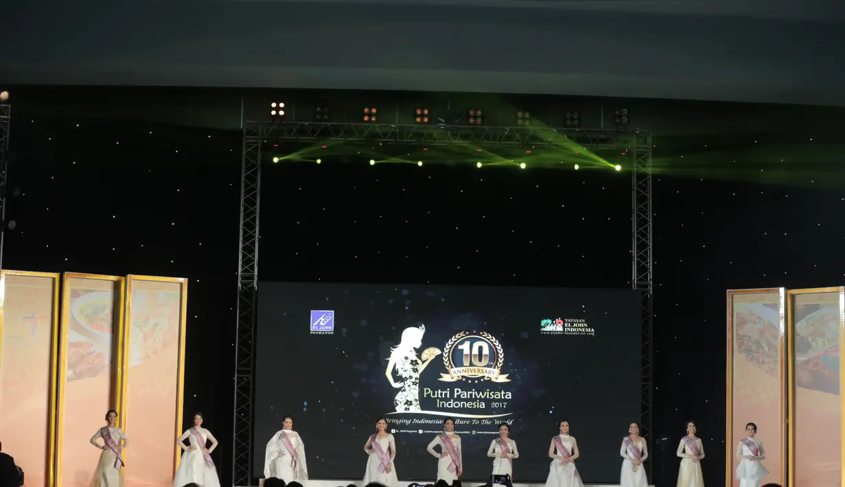 Malam puncak yang digelar Jumat (25/8/2017) di Gedung Smesco, Jakarta Selatan, mengusung tema ‘Enjoying Wonderfull Indonesia Culinary’. Acara bergengsi ini merupakan kerjasama Yayasan El Jhon dengan Kementerian Pariwisata. (Nurwahyunan/Bintang.com)