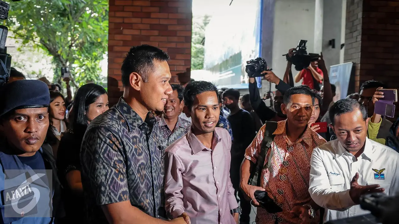 20160923- Keluarga SBY Datangi Wisma Proklamasi-Jakarta- Faizal Fanani