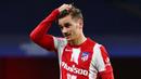 Atletico Madrid bukanlah klub asing. Pada 2019, Los Rojiblancos menjual Griezmann ke El Barca. Dalam beberapa musim terakhir Antoine Griezmann tak mampu tampil maksimal bersama Barcelona akhirnya kembali ke Atletico Madrid dengan status dipinjamkan. (AFP/Gabriel Bouys)