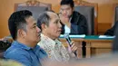 Kuasa hukum Ilham Arief menghadirkan dua saksi fakta (kiri) Hamzah Ahmad dan Oktavianus (tengah) dalam sidang praperadilan mantan Wali Kota Makassar tersebut, Jakarta, Jumat (3/7/2015). (Liputan6.com/Yoppy Renato)