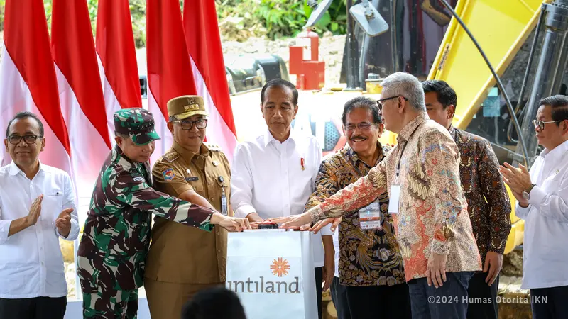 PT Intiland Development Tbk melalui PT Adiwarna Harapan Nusantara resmi memulai groundbreaking tahapan pembangunan tiga proyek properti dan hunian di Ibu Kota Nusantara (IKN), Senin (12/8/2024).