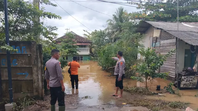 Pemukiman warga yang terdampak banjir di Natar, Lampung Selatan.