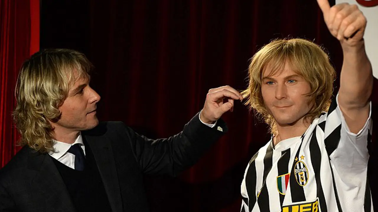 Patung Lilin Pavel Nedved