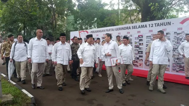 Partai Gerindra hari ini merayakan hari ulang tahun (HUT) yang ke-12. Acara HUT ini dilaksanakan di kantor DPP Gerindra, Jalan Harsono RM 54, Ragunan, Pasar Minggu, Jakarta Selatan, Kamis (6/2/2020).