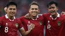 <p>Selebrasi pemain Timnas Indonesia&nbsp;setelah Witan Sulaiman&nbsp;(kiri) menjebol gawang Kamboja dalam laga Grup A Piala AFF 2022 antara Timnas Indonesia melawan Timnas Kamboja yang berlangsung di Stadion Utama Gelora Bung Karno (SUGBK), Jumat (23/12/2022). (Bola.com/Bagaskara Lazuardi)</p>