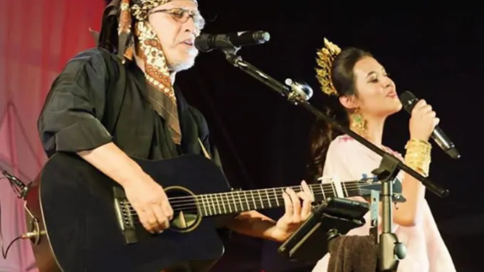 [Bintang] Raisa dan Iwan Fals
