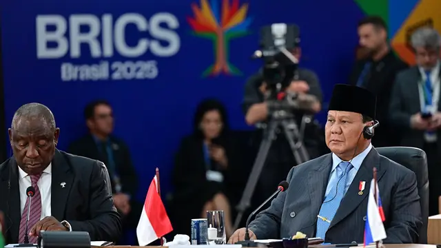 Prabowo Subianto menghadiri sesi pleno KTT BRICS 2025 yang digelar di Museum of Modern Art (MAM), Rio de Janeiro, Brasil, Minggu, 6 Juli 2025