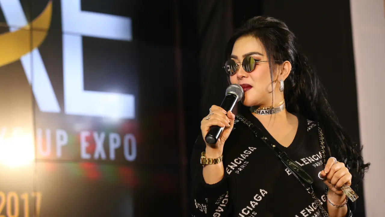 [Bintang] Syahrini