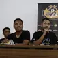 General Manager APPI, Ponaryo Astaman, memberikan keterangan saat jumpa pers di Jakarta, kamis (20/12). Para pemain tersebut membantah terlibat pengaturan skor di Piala AFF 2010. (Bola.com/M Iqbal Ichsan)