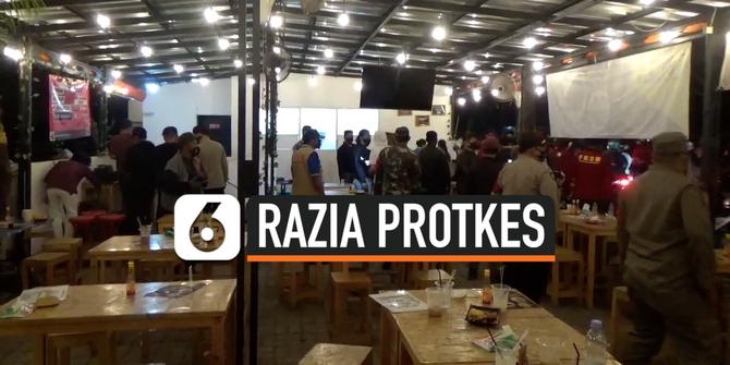 VIDEO: Razia Protkes, Petugas Tutup Cafe