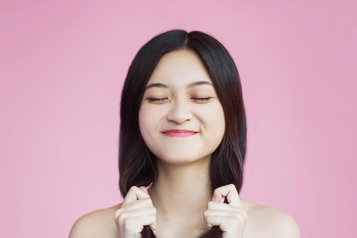 7 Cara Mengatasi Rambut Lepek, Saatnya Say Goodbye Biar Makin Pede!