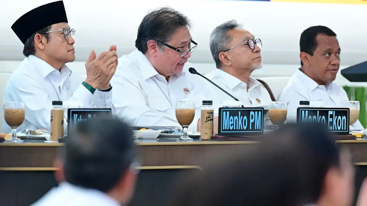Menko Airlangga di Sidang Kabinet Paripurna. (Istimewa)