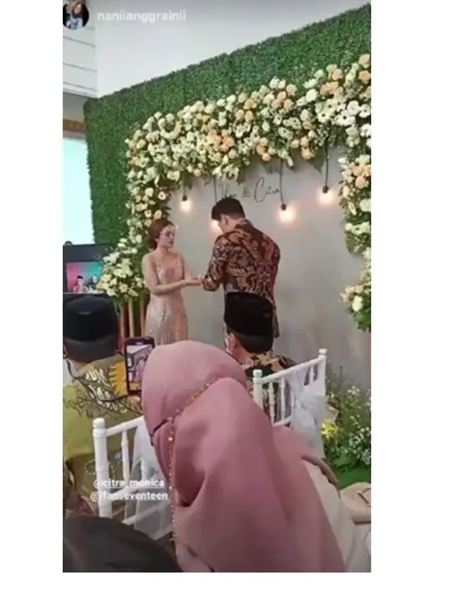 7 Potret Lamaran Ifan Seventeen dan Citra Monica, Penuh Haru Bahagia