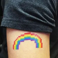 [Bintang] Ketika Para LGBT Menunjukkan Diri Mereka Lewat Tato