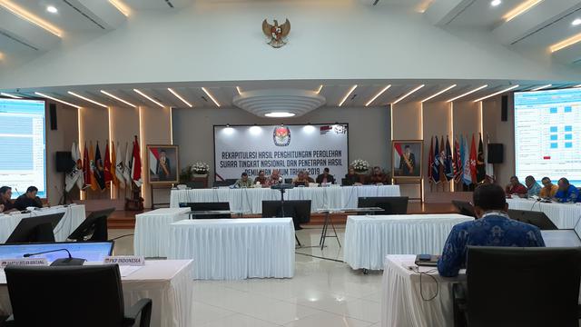 Jokowi-Ma'ruf Menang dengan Selisih 380.265 Suara di Papua Barat