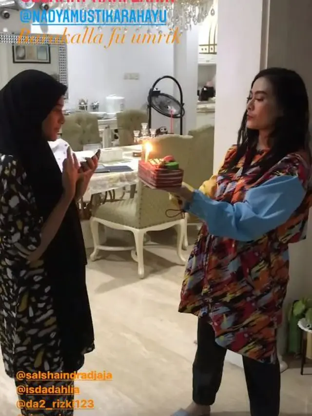 5 Momen Ulang Tahun Nadya Mustika Rahayu, Dapat Kejutan dari Iis Dahlia
