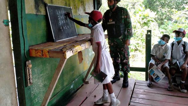 Pantang Menyerah, Seorang Anak Pedagang Bakso ini Akhirnya jadi Prajurit TNI Setelah Gagal Lolos Seleksi Selama 7 Kali