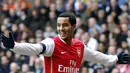 Arsenal's Theo Walcott celebrates scoring against Birmingham City's during the Premiership football match at St. Andrews Stadium in Birmingham 23 February 2008. AFP PHOTO/ADRIAN DENNIS