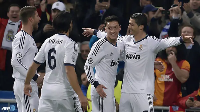 ramos-khedira-ozil-ronaldo-130404a.jpg