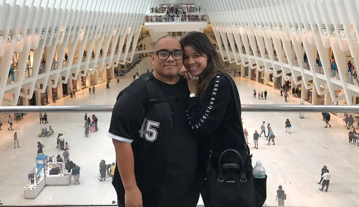 Jika kalian tahu lagu Online, pasti sudah tidak asing dengan nama Igor Saykoji. Pria asal Balikpapan itu merupakan salah satu rapper ternama di Indonesia. (Foto: instagram.com/saykoji)