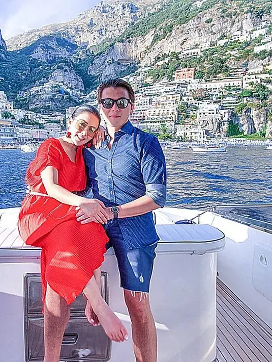 Syahrini dan Reino Barack (Instagram/princessyahrini)