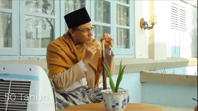 16 Potret Transformasi Vino G. Bastian sebagai Buya Hamka Ini Curi Perhatian