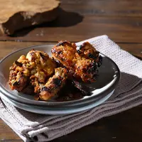 Ilustrasi ayam bakar kecap/copyright shutterstock.com/galuhtati