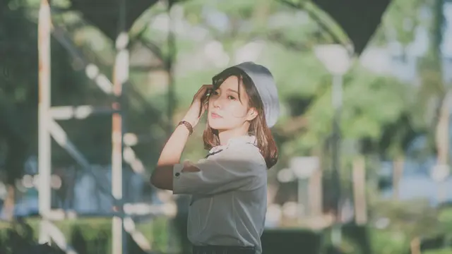 perempuan dan maret patah hati