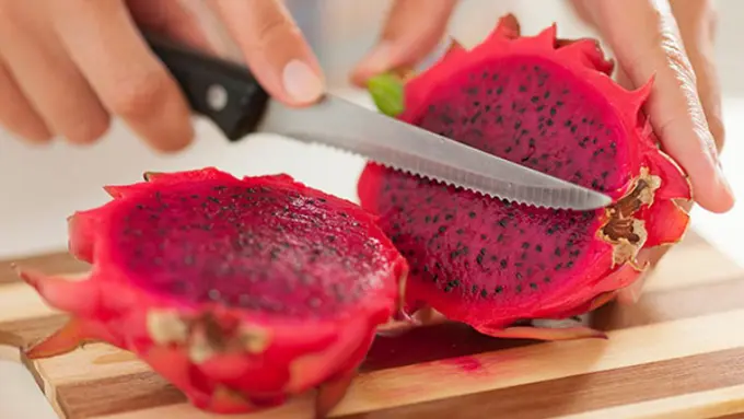 Mitos Buah Naga Bikin Penasaran