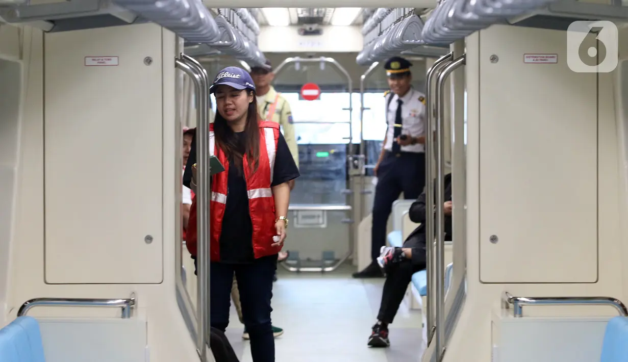 Menhub mengatakan, secara waktu peresmian LRT Jabodebek oleh Presiden Joko Widodo atau Jokowi masih sesuai jadwal pada 18 Agustus 2023. (merdeka.com/Arie Basuki)