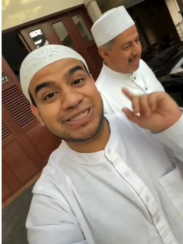 5 Potret Garasi Rumah Fadil Jaidi, Model Kanopi Laser Cutting Bermotif Artistik