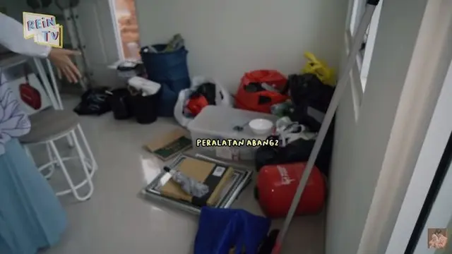 Rumah Dinda Hauw dan Rey Mbayang