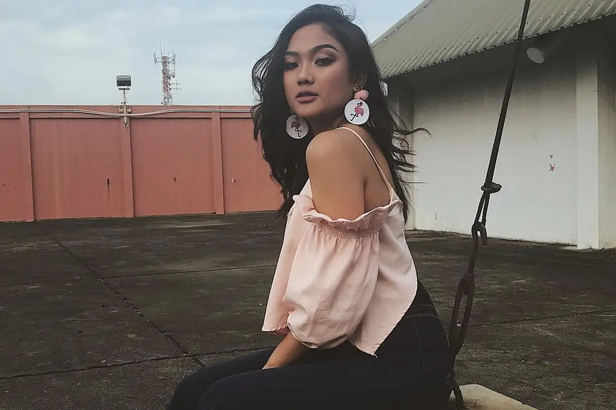 [Bintang] Ungkapan Bahagia Marion Jola Usai Rilis Debut Single