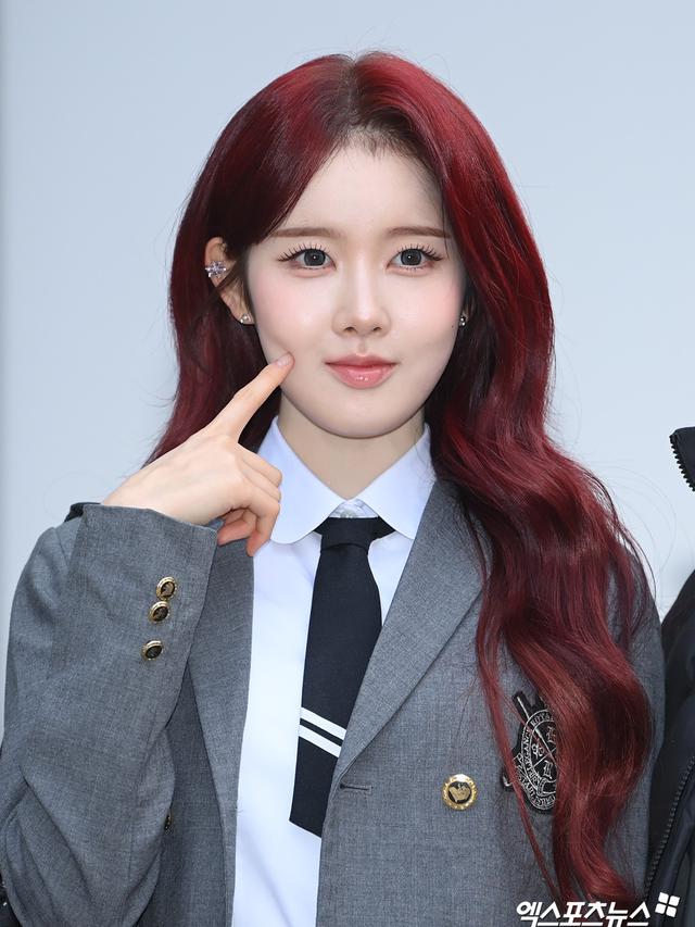 5 Potret Seiun STAYC Pamer Gaya Rambut Baru di KNOWING BROTHER, Makin Fresh dan Memukau (credit: xportsnews).