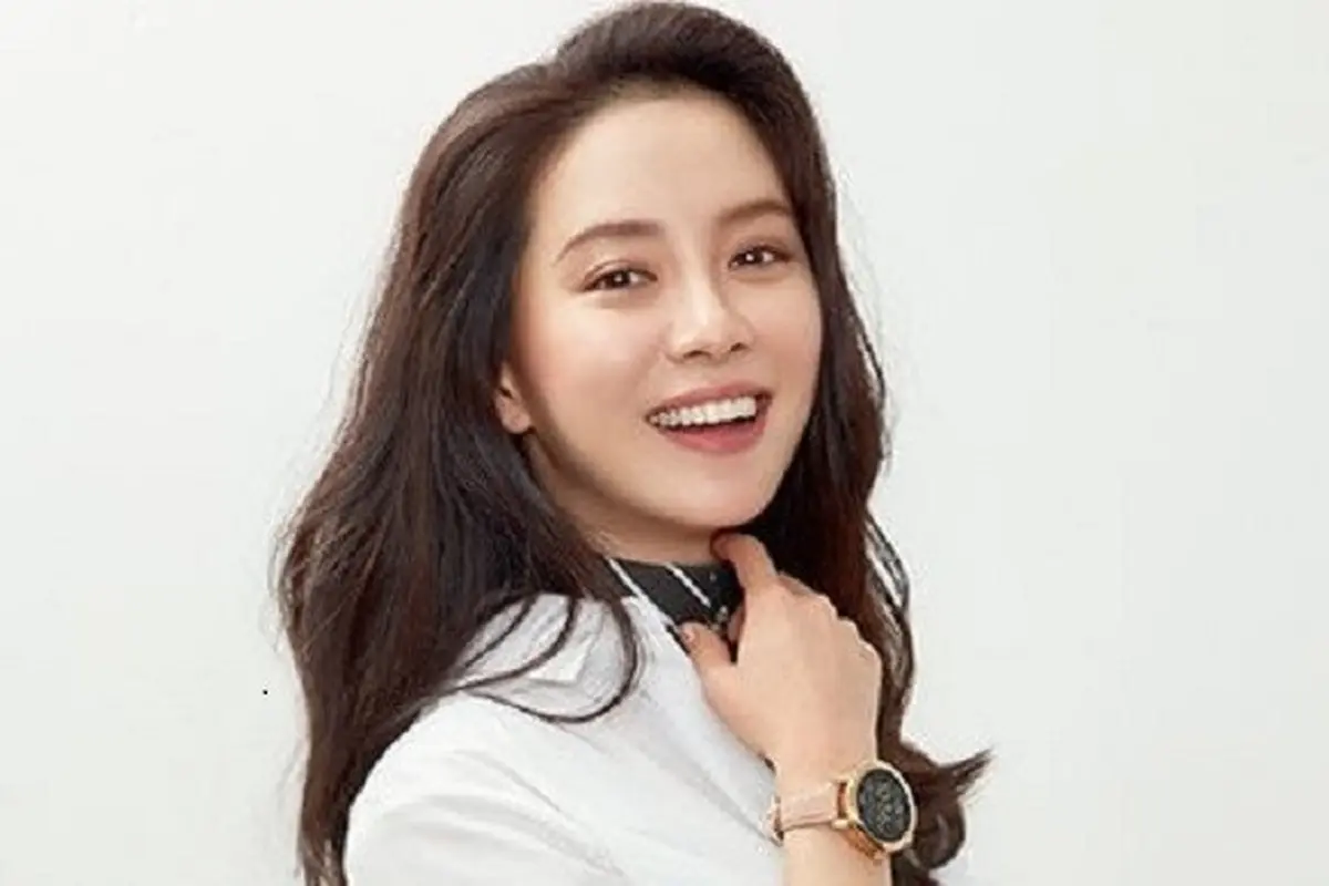 [Bintang] Alasan Song Ji Hyo Tak Gunakan Sosial Media