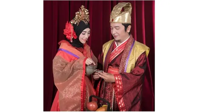 Potret Mesra Inka Christie dengan Suami (sumber: instagram/@inka_christie99)