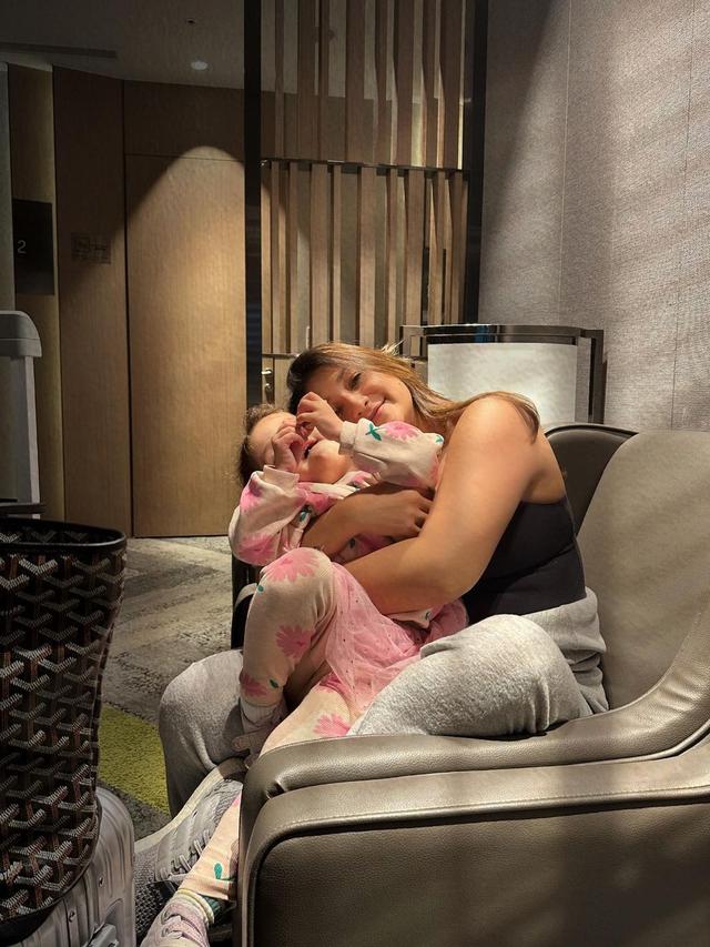 6 Momen Rahma Azhari dan Keluarga Pulang ke Indonesia, Penuh Bahagia