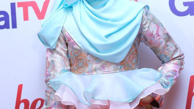 Bekal Jadi Istri, Fatin Shidqia Lubis Mulai Belajar Masak ...