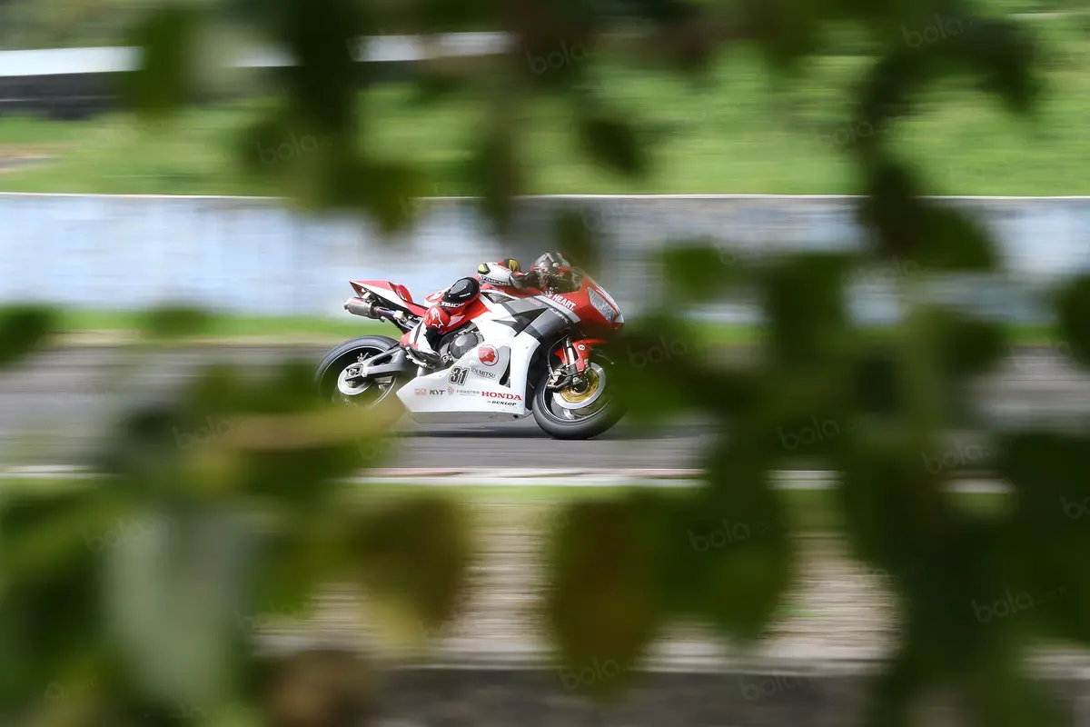 Gerry Salim, ARRC, Sirkuit Sentul, Supersports 600cc, Bola.com, Astra Honda Motor Team