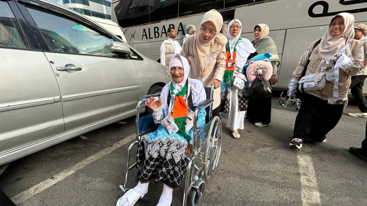 Kisah Jemaah Haji Tertua Indonesia, Nabung Rp 2.000 ke Kaleng