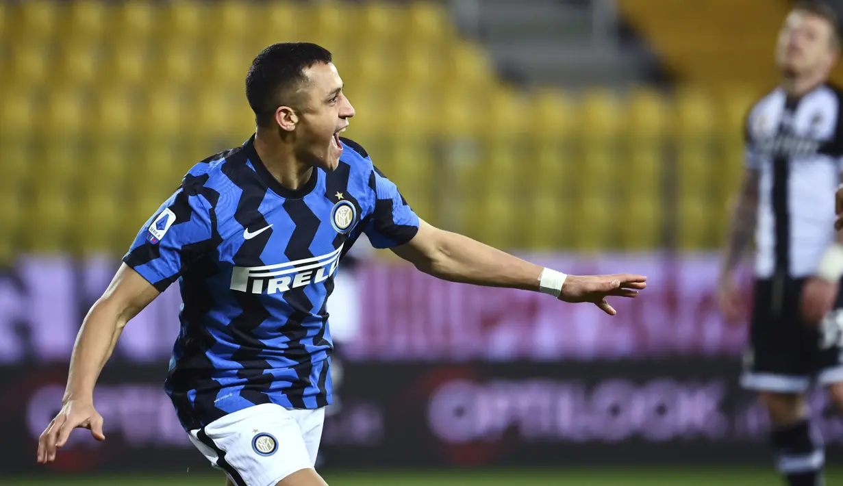 Alexis Sanchez - Penyerang Inter Milan ini merupakan pecinta kartun ikonik dari Jepang Captain Tsubasa. Menurut kabar Sanchez juga memiliki koleksi lengkap manga Captain Tsubasa. (Massimo Paolone/LaPresse via AP)